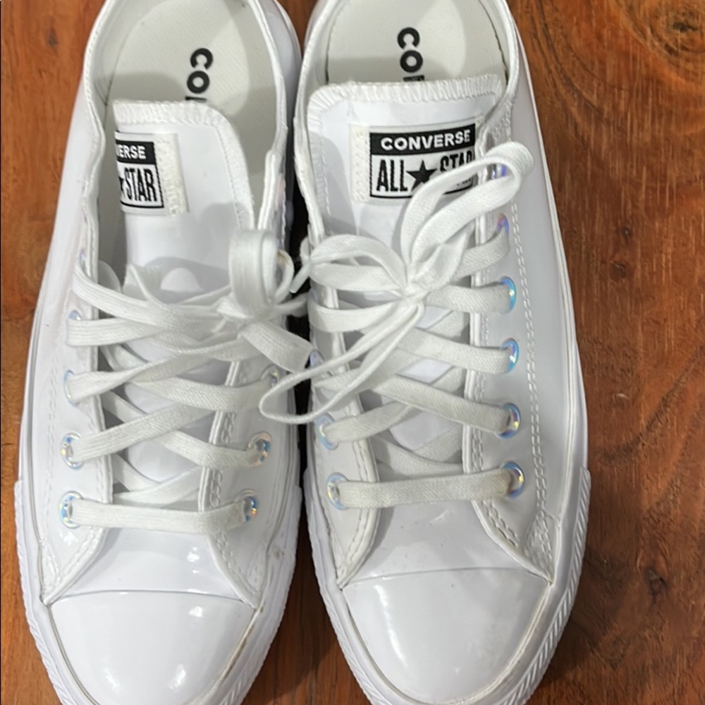 White converse